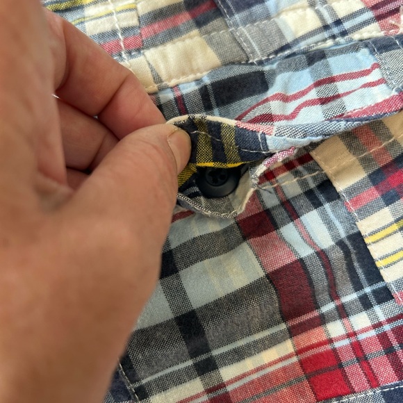 Old Navy Shorts Madras Plaid Patchwork Red Blue Pockets Summer Festival Size 33 - Picture 7 of 8